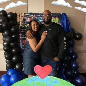 Meet your Posher, Lawrence